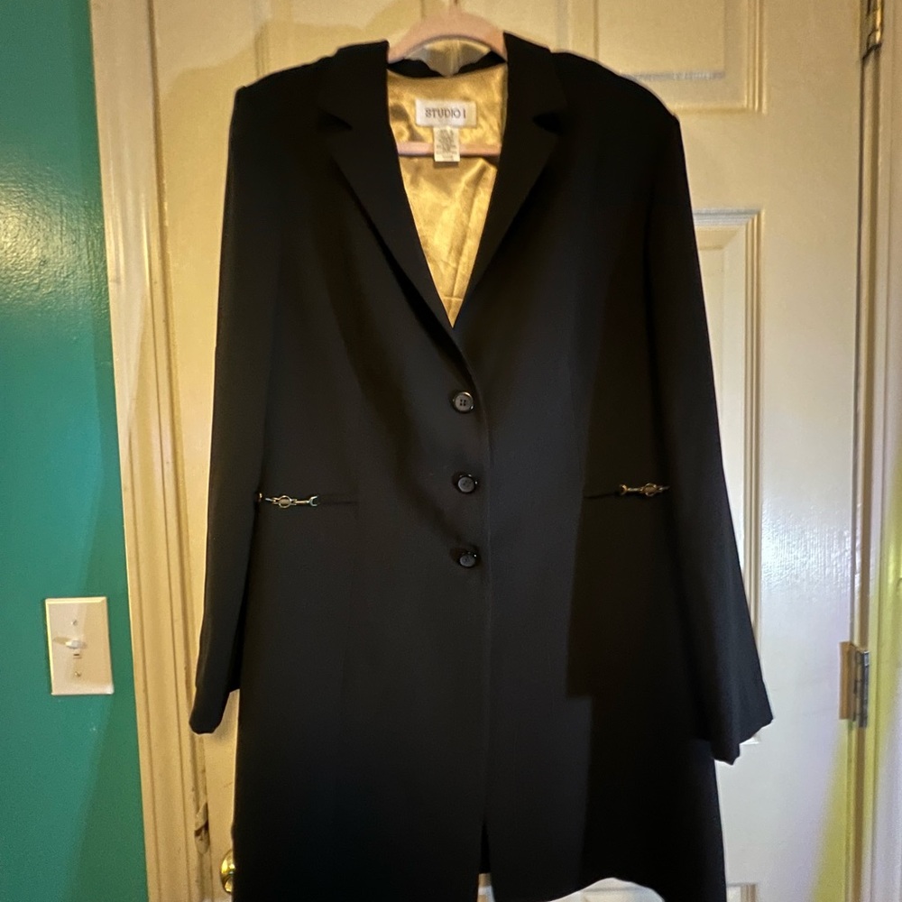 Studio I Black Tailored Blazer